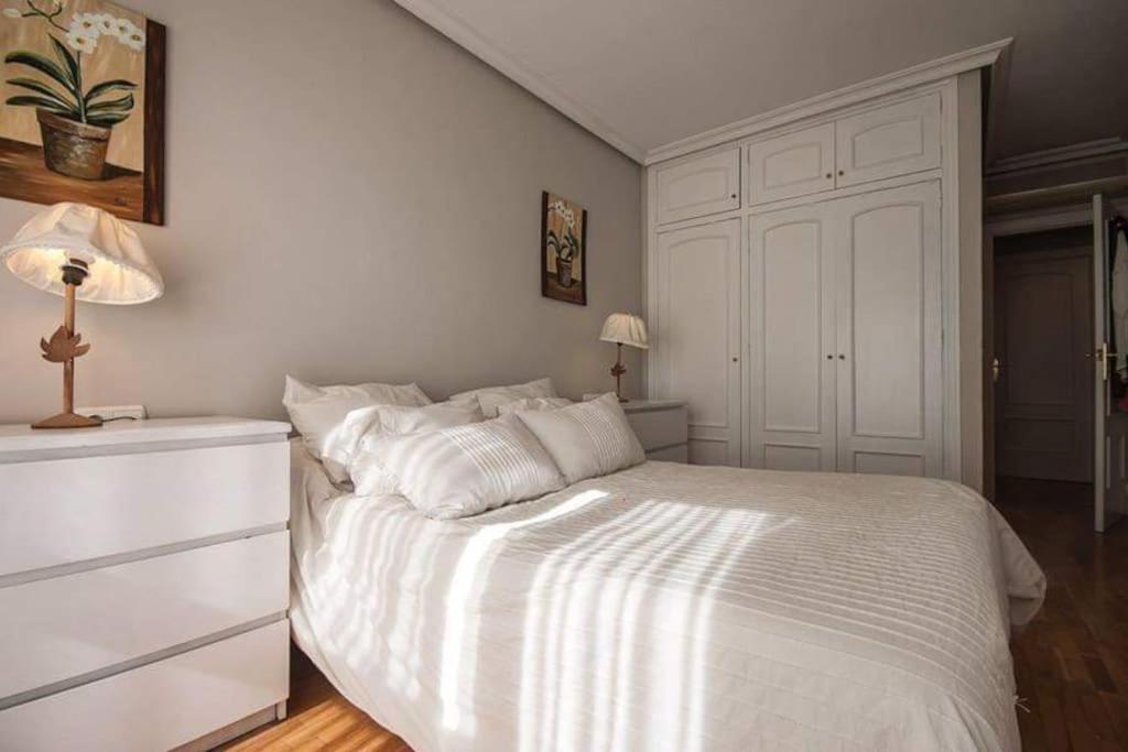 Apartamento + Parking En El Centro De Καρταχένα Εξωτερικό φωτογραφία