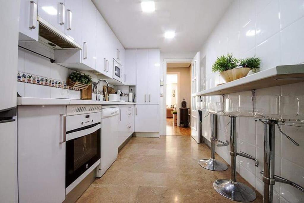 Apartamento + Parking En El Centro De Καρταχένα Εξωτερικό φωτογραφία